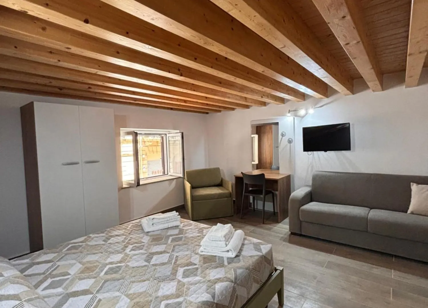 Cortile Riolo Apartment Palermo